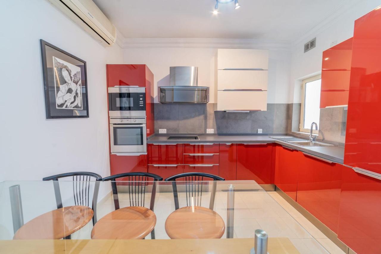 Amazing Views Of Spinola Bay In Heart Of Stjulians-Hosted By Sweetstay San Ġiljan Exterior foto