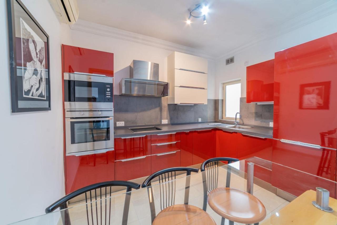 Amazing Views Of Spinola Bay In Heart Of Stjulians-Hosted By Sweetstay San Ġiljan Exterior foto